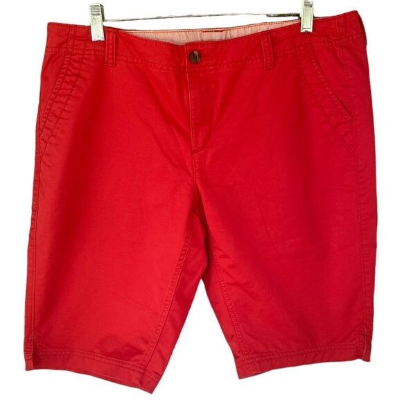 The North Face Wm’s Sz 14 Red Cotton Blend Flat Button Front Bermuda Shorts - Picture 1 of 5